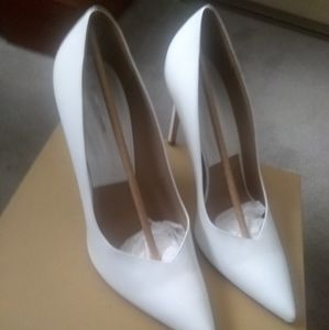 Michael Kors Collection Gretel Runway Pump